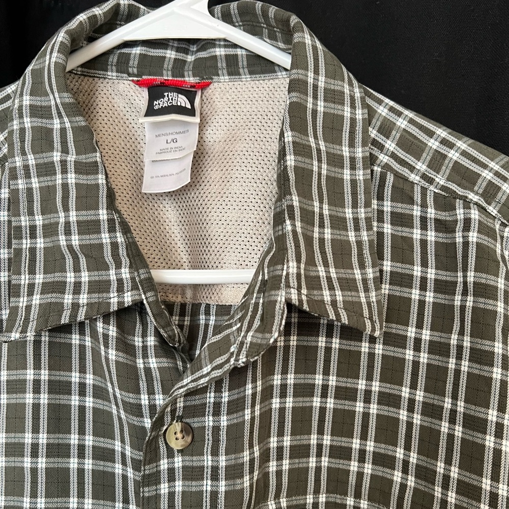 The north face green/white plaid long sleeve button down shirt, XL